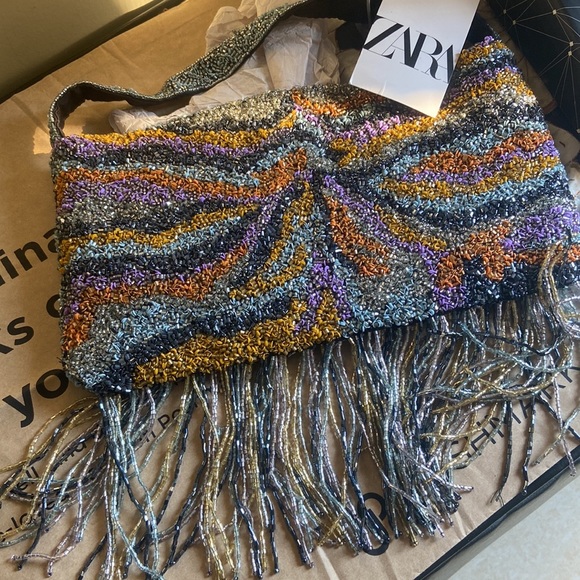 Zara Women Beaded Handbag with Fringes 👜 - Picture 9 of 9